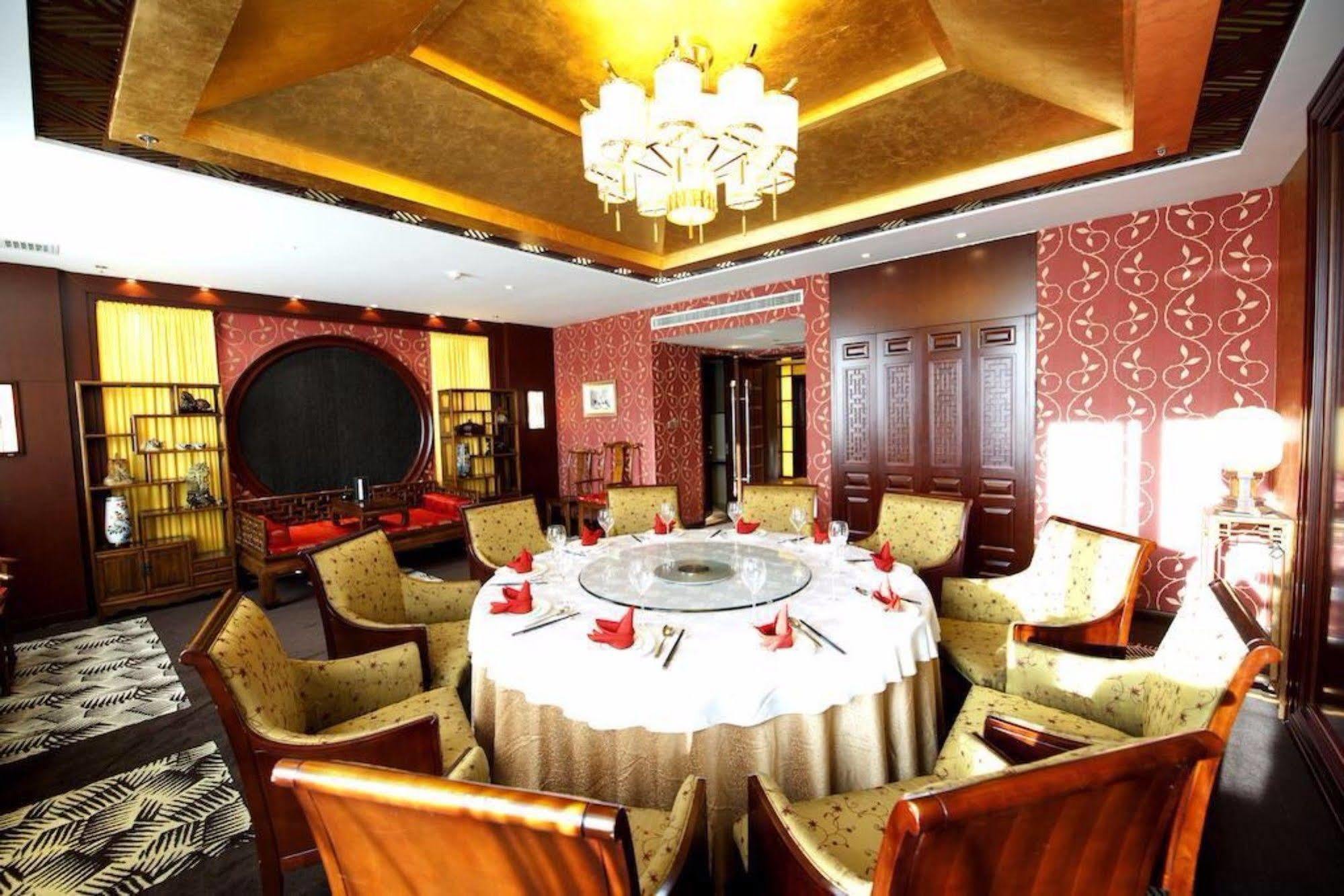 Beijing Royal Phoenix Hotel Buitenkant foto